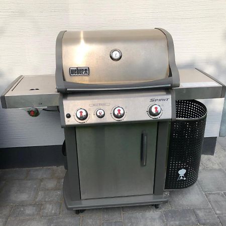 Haushalfte Mit Garten, Kamin, Grill & Whirlpool Nahe Ber Villa Berlin Bagian luar foto