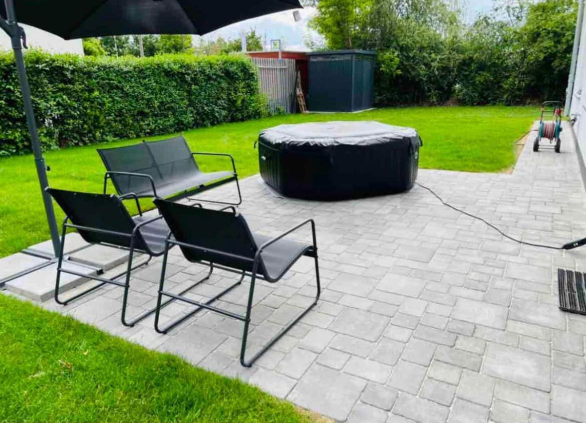 Haushalfte Mit Garten, Kamin, Grill & Whirlpool Nahe Ber Villa Berlin Bagian luar foto