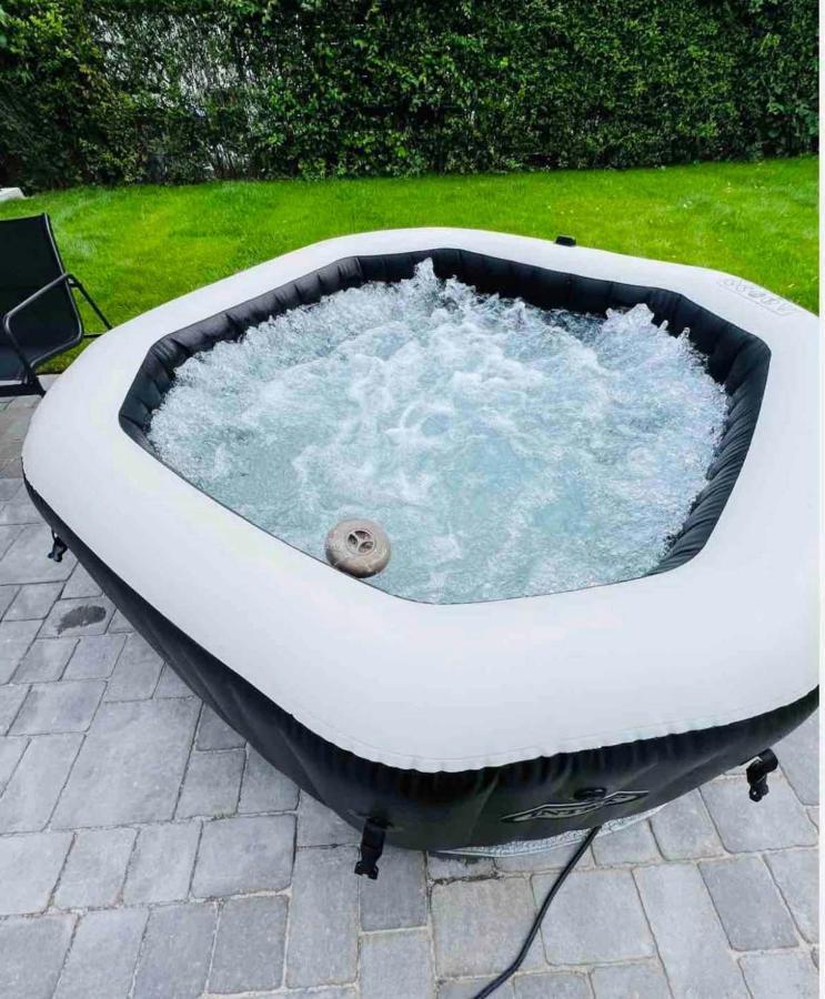 Haushalfte Mit Garten, Kamin, Grill & Whirlpool Nahe Ber Villa Berlin Bagian luar foto